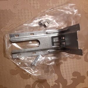 Lowe's Universal Gas & Electric Range Ant-Tip Bracket Kit